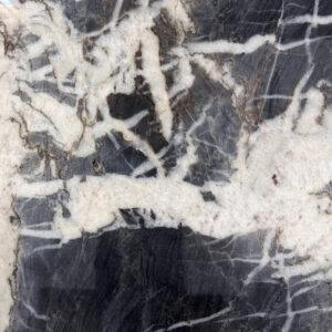 Alternative view of Picasso