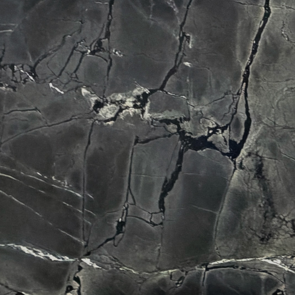 Black Diamond - Image 2