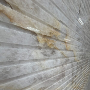 Alternative view of Crystallo Supreme Fluted